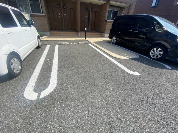 グランチャレットⅢの物件外観写真